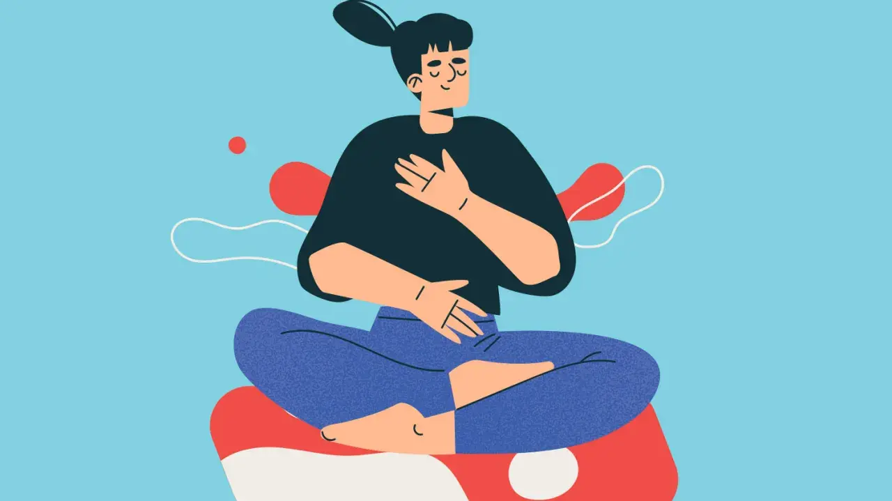 Person med slutna ögon med händerna på bröstet och magen, sitter i meditationsställning. Kan hjälpa mot vagusnerven och ångest.